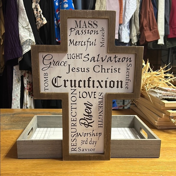 Inspirational Wooden Cross Decor - Picture 1 of 1